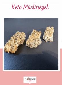 Keto, Zuckerfrei, Gesund: Diese Keto Müsliriegel sind zuckerfrei, glutenfrei und schmecken einfach zu gut. Im Handumdrehen selbstgemacht und perfekt als Snack!