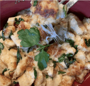 Keto Käsespätzle Rezept – Low Carb Wintergericht ohne Mehl. Proteinreich, fluffig, cremig.